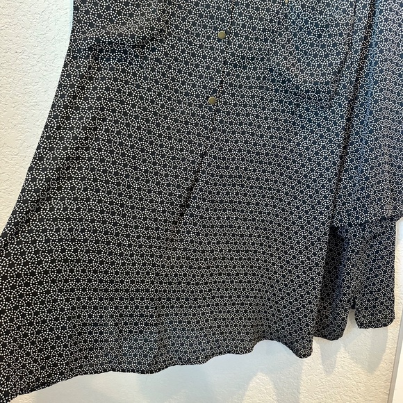 Catherines Chocolate Brown Dot Lightweight Popover Blouse - Size 4X - EUC - Picture 4 of 7